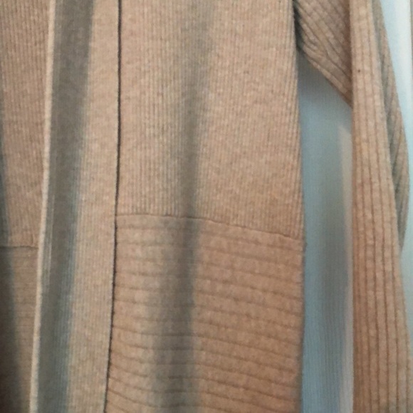 Croft and Barrow sweater - Picture 2 of 4